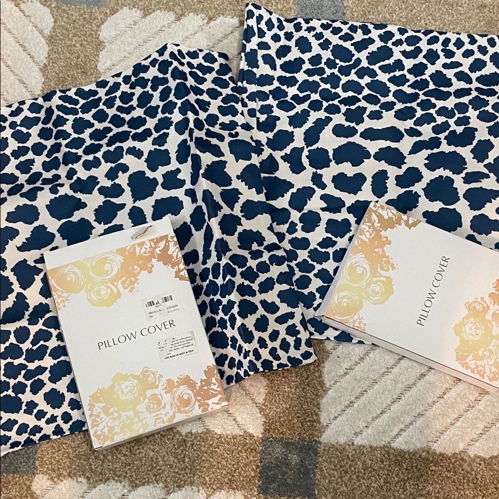 Blue and White Leopard Print Pillow Covers (4) - Picture 3 of 4